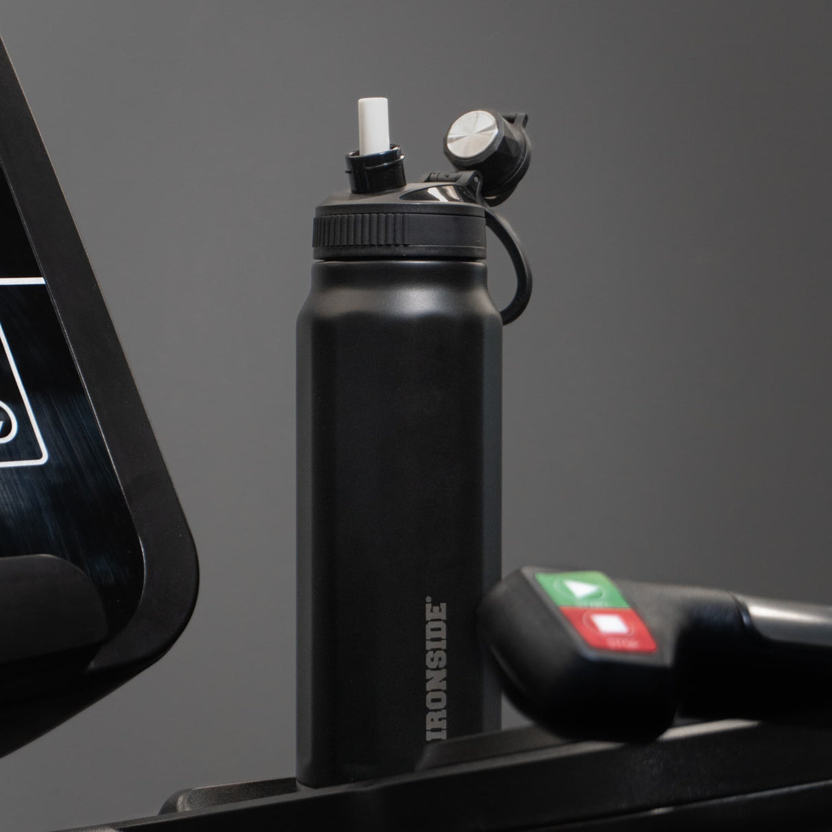 IRONSIDE Insulated Water Bottle Training Accessories IRONSIDE FITNESS CANADA