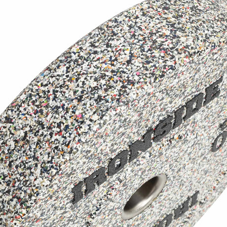 IRONSIDE Grind Olympic bumper plate 20 kg - rubber texture detail